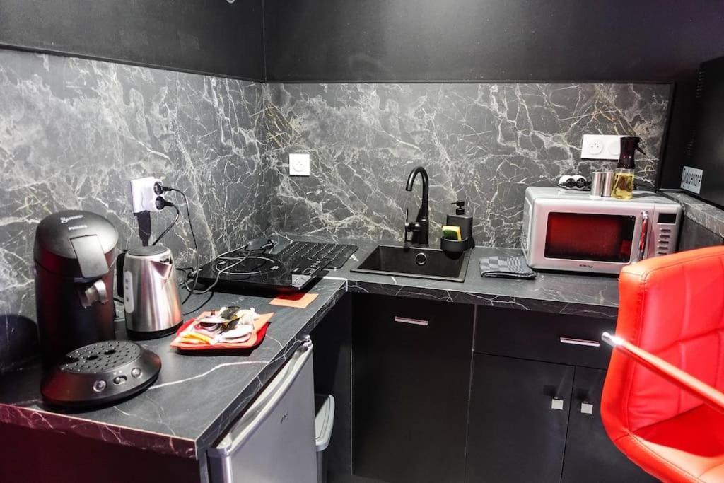 Love Room Passion Saint-Hilaire-de-Talmont Exterior foto